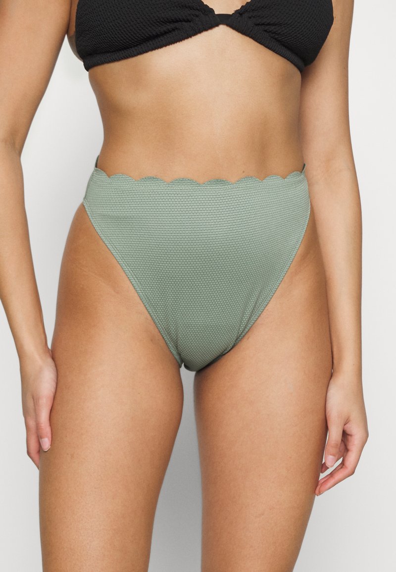 Hunkemöller SCALLOP HIGH LEG - Dół od bikini