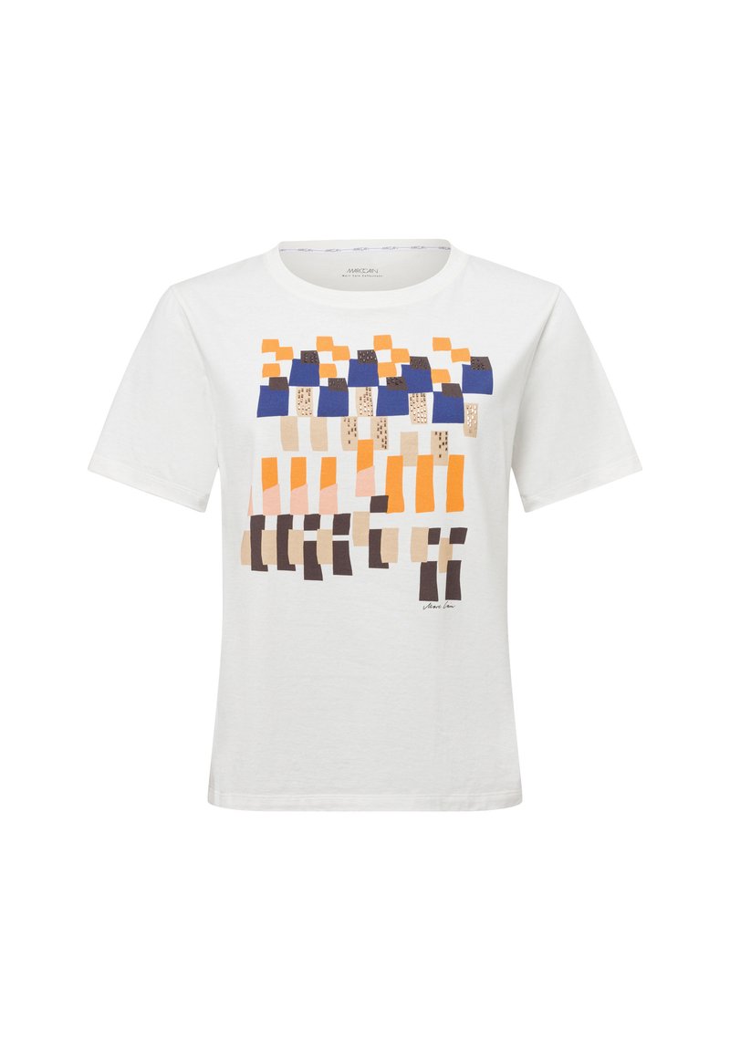 T-shirt en coton blanc avec un motif géométrique aux couleurs orange, bleu, marron et crème. Manches courtes et design à col rond.