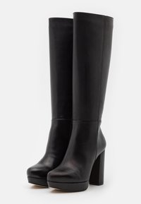Bullboxer Högklackad stövel - black