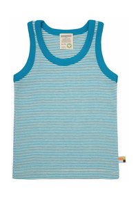 Hellblaues Tanktop mit horizontalen weißen Streifen. Verfügt über einen Rundhalsausschnitt, ärmelloses Design und ein kleines farbenfrohes Etikett an der Seite.