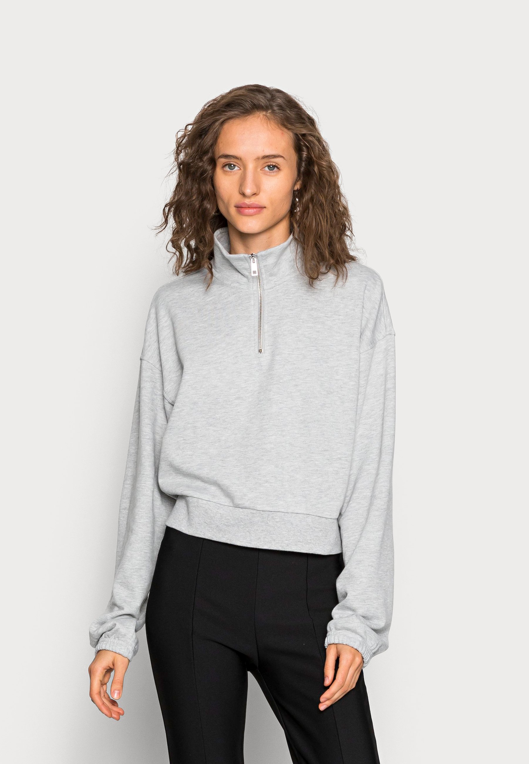 Even\u0026Odd CROPPED WITH HALF ZIP COLLAR 