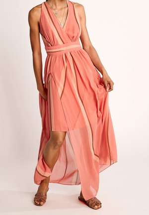 comma Robe longue - mottled light red