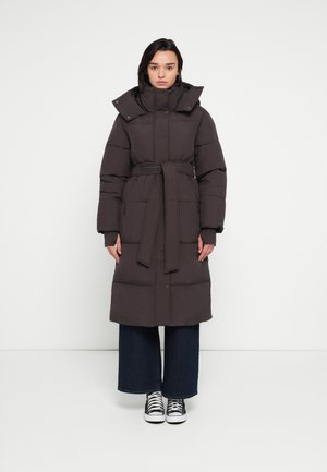 PUFFER TIE WAIST LONG - Vinterfrakke - terra brown