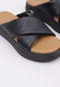 Sandra Fontán LAC - Mules - black
