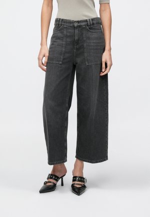 DERIVE - Džíny Relaxed Fit - black