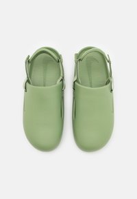Nike Sportswear CALM - Muiltjes - oil green