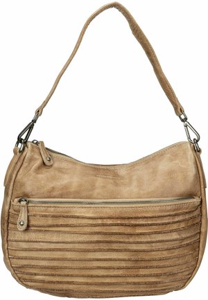 Beige Leder-Schultertasche mit weicher Textur, geschwungener Form und einer vorderen Reißverschlusstasche mit horizontalen Falten. Akzente aus Metallbeschlägen.