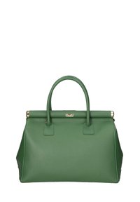 Grön läderhandväska med en strukturerad form, topphandtag och ett spänne i guldfärgad metall. Slät textur och minimalistisk design.