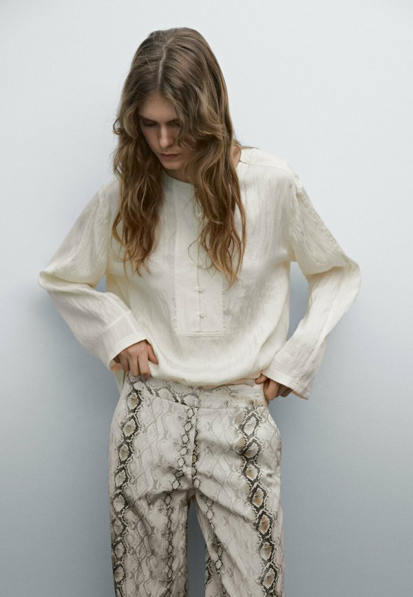 ANIMAL PRINT STRAIGHT-LEG WITH VENTS - Trousers - beige4