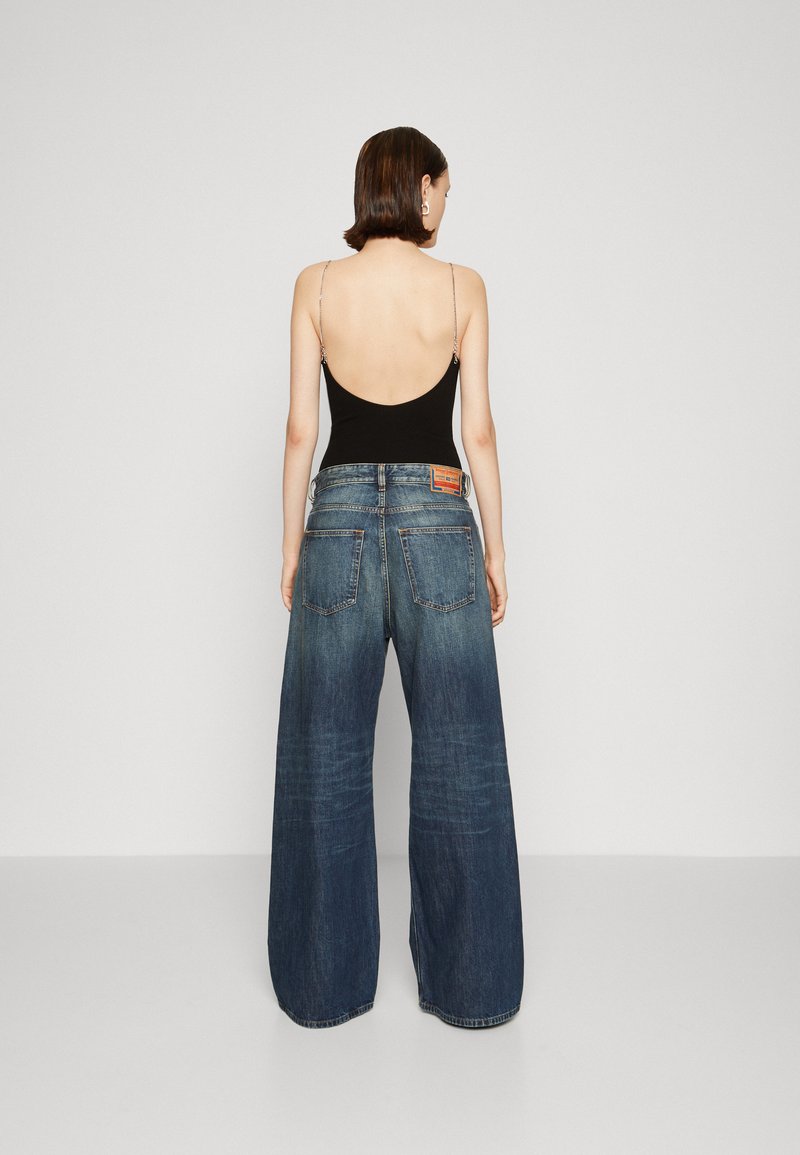 Diesel 1996 D-SIRE - Flared Jeans - 01/dark-blue denim - Zalando.de