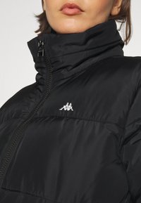 Giacca Kappa Lebana Donna - Vestibilit&agrave; Regolare, Colletto Alto, Tasche Laterali
