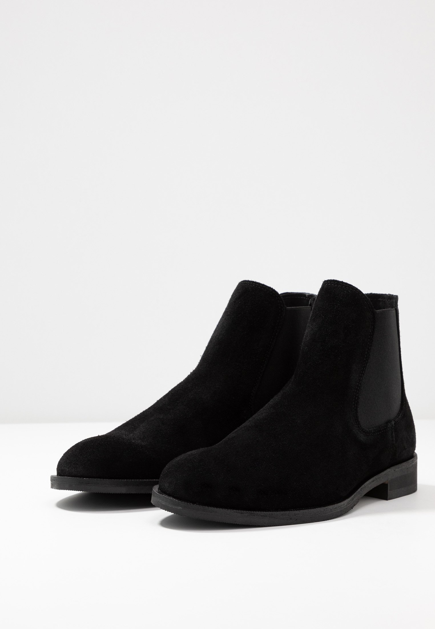selected homme leather chelsea boots
