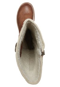 Botte en cuir brun avec un bout arrondi, doublure en crème en fourrure et accent de fermeture éclair. L'intérieur est doux et rembourré pour plus de confort.
