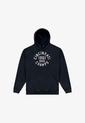 Černá mikina s kapucí a přední kapsou s béžovým textem "Cincinnati 1961 Ohio Champs" v kruhovém designu.