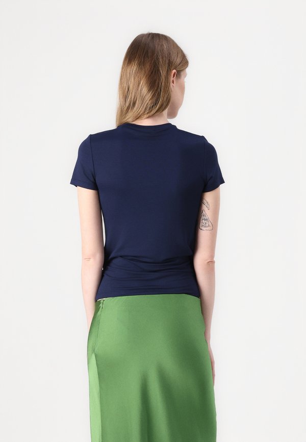 OLIAAA - Print T-shirt3