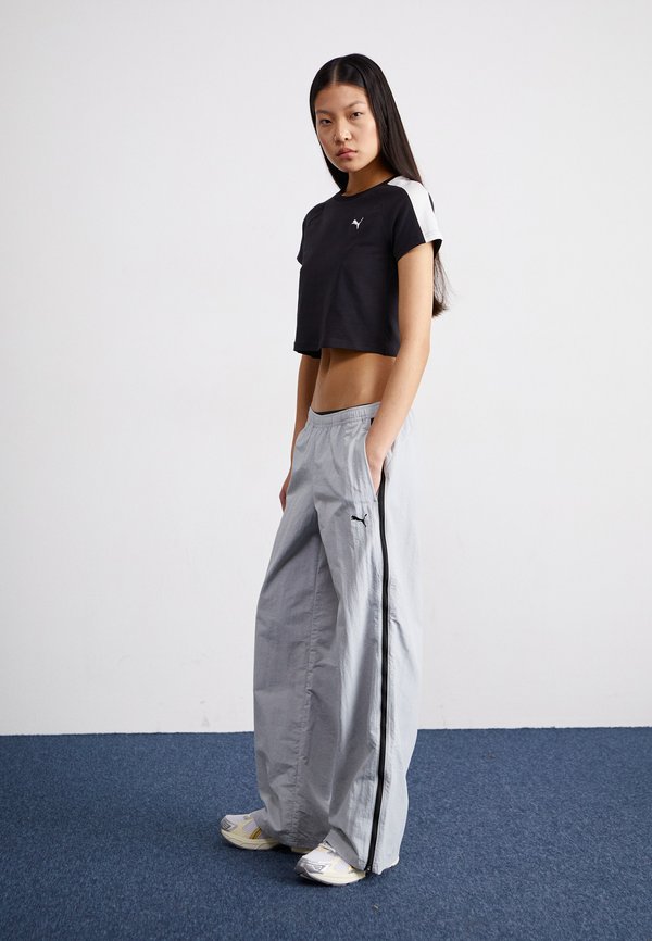 DARE TO RELAXED PANTS - Trousers - flat light gray3