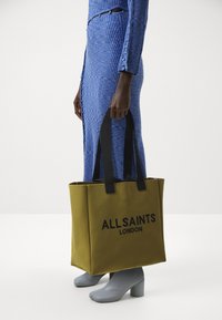 AllSaints IZZY - Shoppingveske - sap green