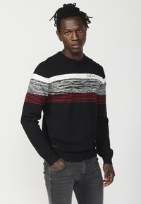 Koroshi Pulover - black