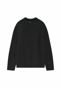 Schwarzer Strickpullover mit strukturierter Oberfläche, langen Ärmeln und rundem Ausschnitt. Schlichte, gerade Silhouette ohne Verzierungen.