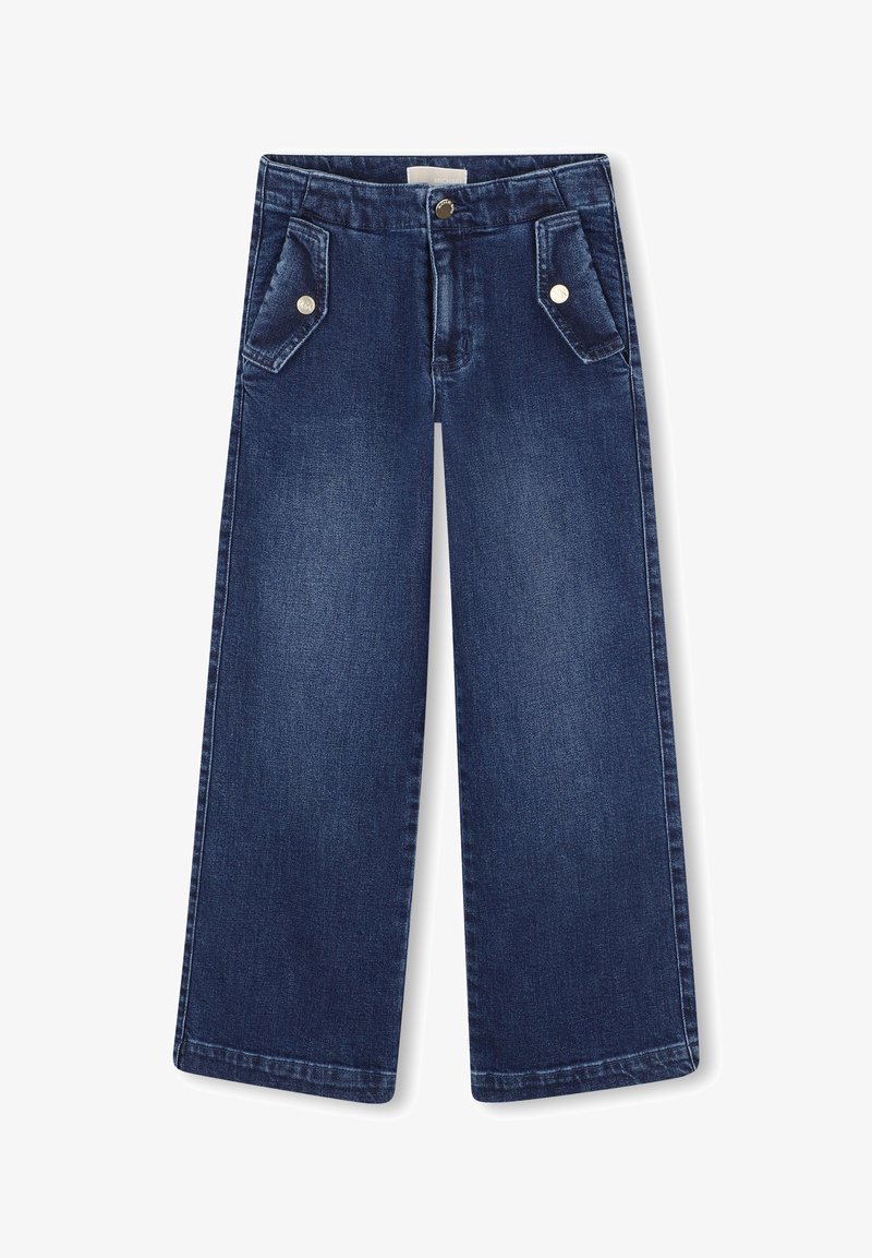 Calças largas de ganga azul-escura com dois bolsos frontais, detalhes em botão metálico e textura clássica de ganga. Cintura plana e bainhas retas.