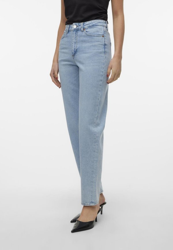 VMTESSA MOM JEANS  - Relaxed fit jeans2