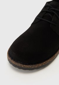 Thumbnail Image 6