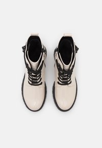 Marco Tozzi BY GUIDO MARIA KRETSCHMER - Bottines à lacets - cream