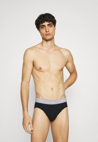 Calvin Klein Underwear HIP BRIEF 3 PACK COTTON STRETCH - Cuecas - black