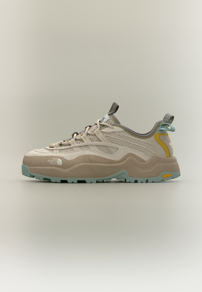 The North Face CLYFFE ULTRA UNISEX - Zapatillas - calacatta/muted pine