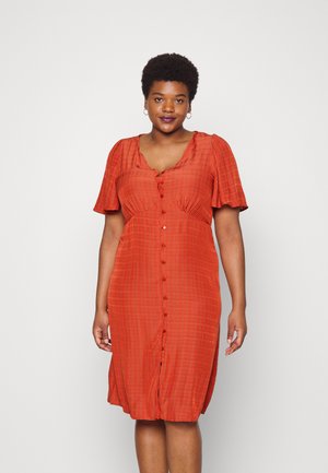 ONLY Carmakoma CARARUM V NECK SHIRT DRESS - Srajčna obleka - hot sauce