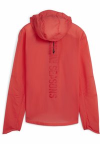 Leichte rote Kapuzenjacke mit strukturiertem Logoaufdruck auf dem Rücken und elastischen Bündchen. Glattes Material mit lässigem Schnitt.