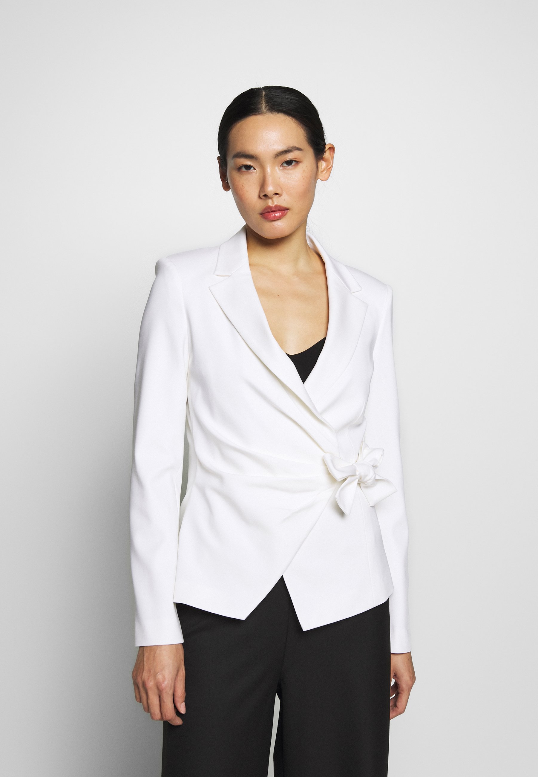 Pinko CACIOPEPE PUNTO Blazer bianco Zalando.no Pinko CACIOPEPE PUNTO - Blazer - nero limousine