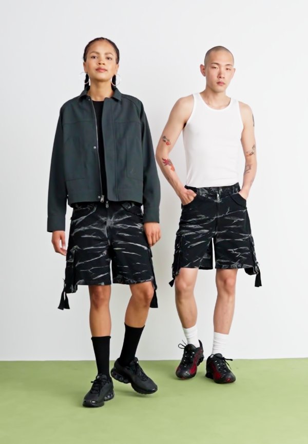 FALLOUT UNISEX - Shorts4