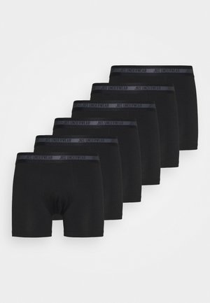 Boxers negros, mezcla de algodón, con cinturilla elástica expuesta que lleva el logo "JBS UNDERWEAR", presentados en un conjunto de seis.