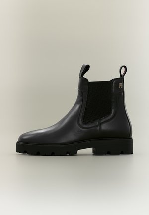 Tommy Hilfiger, MONOGRAM LEATHER CHELSEA BOOT - Класически боти до глезена - black