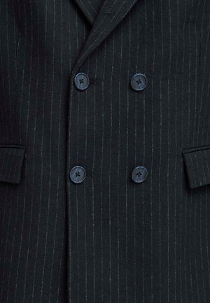 Svart stripete dobbeltrad blazer med teksturert overflate, med fire blå knapper og to frontlommer.