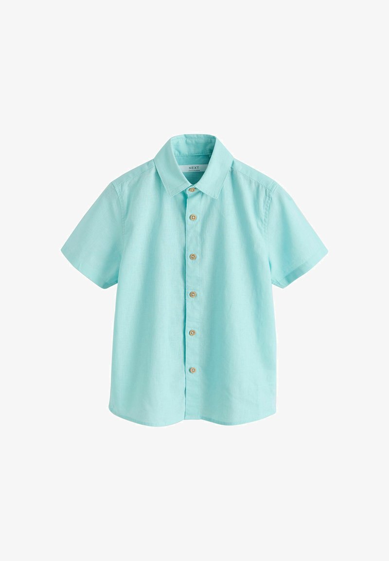 Chemise bleu clair à manches courtes avec boutons en bois et col classique, étalée à plat sur un fond blanc.