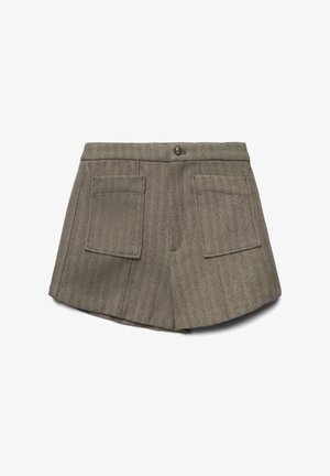 Shorts en tissu marron à motif en chevron, taille haute, avec poches arrière et fermeture à un bouton. Design à l'avant plat.