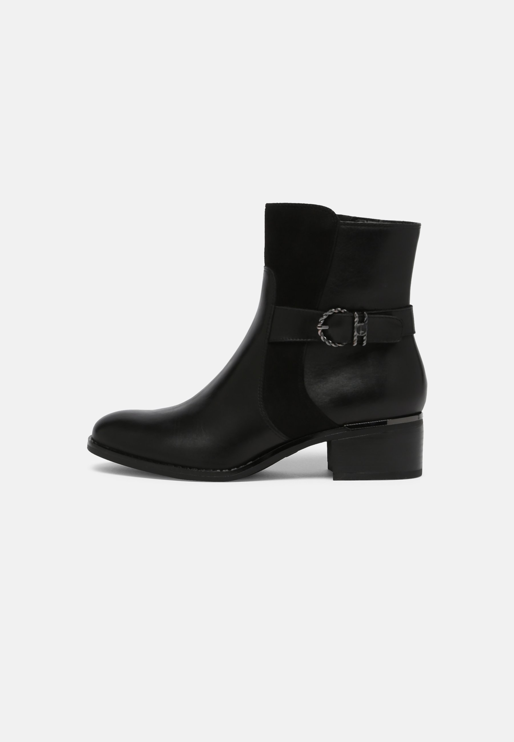 ryan leather boot michael kors