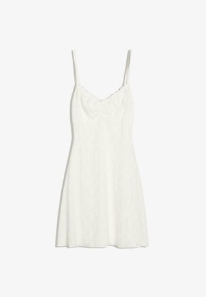 Witte mouwloze mini-jurk met dunne bandjes, een nauwsluitend lijfje en een oogjesbloemenpatroon over de hele stof.