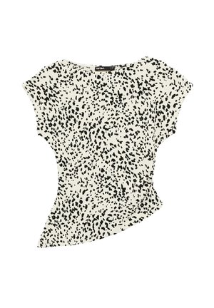 Weiße Bluse mit kurzen Ärmeln und schwarzem unregelmäßigem Fleckenmuster, geschwungenem Saum und rundem Ausschnitt.