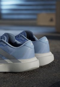 adidas Performance ADIZERO EVO SL W - Zapatillas - glow blue   silver metallic   cloud white