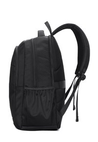 Zaino nero in tessuto resistente, schienale imbottito, spallacci regolabili, tasca frontale in rete e diversi scomparti con zip per la conservazione.