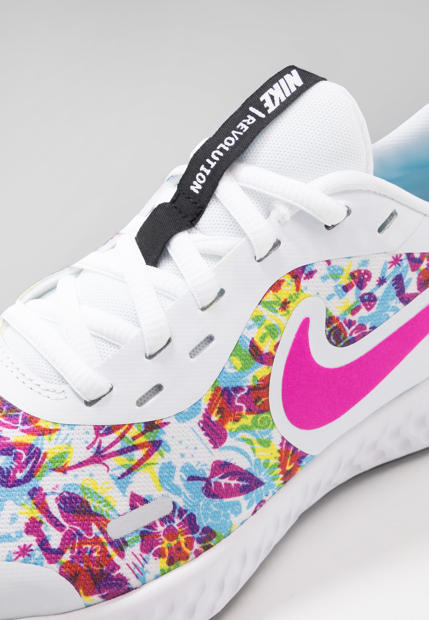 Nike performance revolution 5 fable Clearance