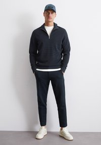 Marc O'Polo TROYER OTTOMAN STRUKTUR - Jumper - dark navy