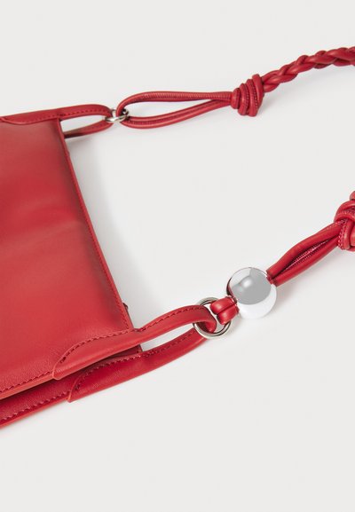 Stine Goya FLAT TOTE - Pirkinių krepšys - red ochre