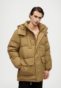 Lacoste Daunenjacke - marron