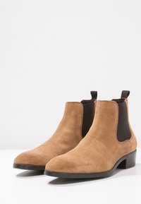 KIOMI Kotníkové boty - beige