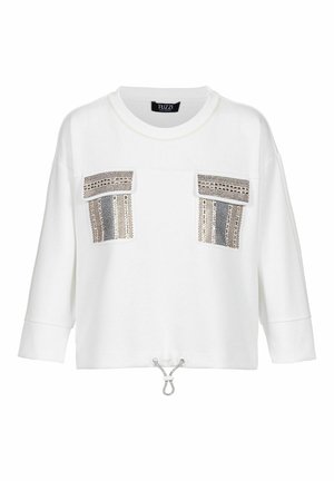 Weißes Langarmshirt mit zwei dekorativen, gemusterten Klappentaschen auf der Brust und verstellbarem Kordelzug am Saum, Rundhalsausschnitt, lockere Passform.