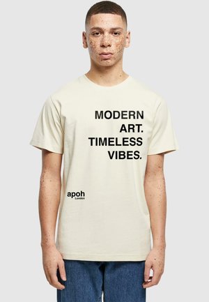 APOH - MODERN ART SLOGAN - Print T-shirt - sand